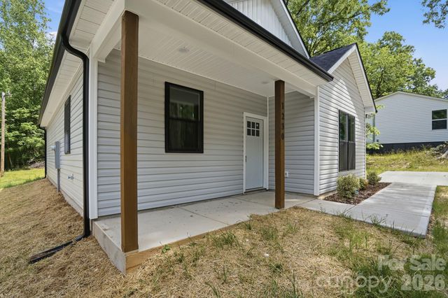 1230 Wilmington Avenue, Statesville, NC 28677