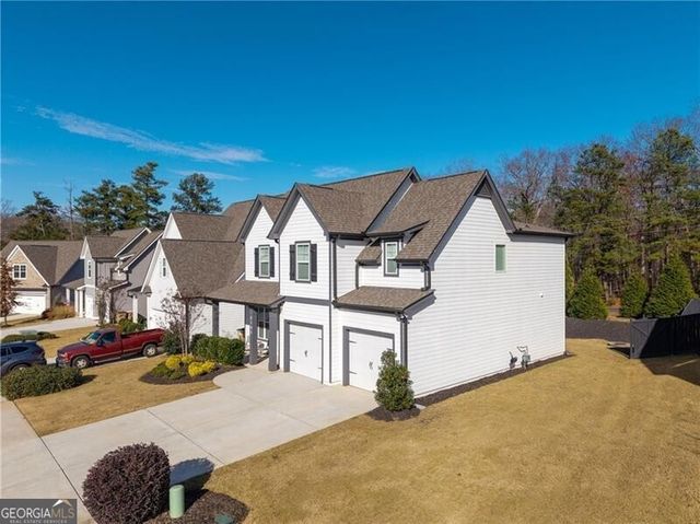 5193 Parkwood Drive, Flowery Branch, GA 30542