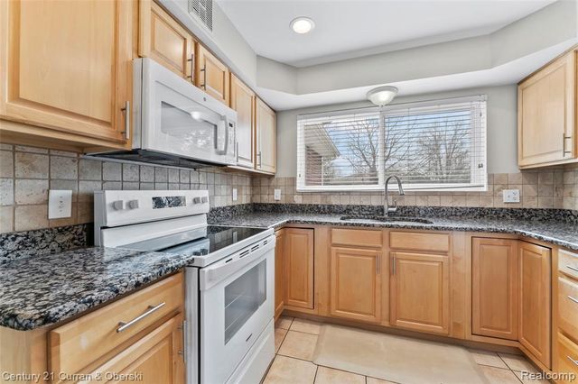 31659 Perth Street, Livonia, MI 48154