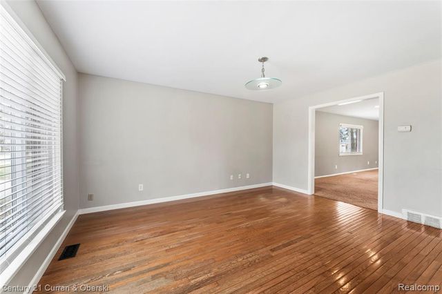 31659 Perth Street, Livonia, MI 48154