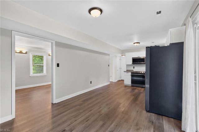 158 Saunders RD, Hampton, VA 23666