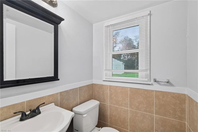 158 Saunders RD, Hampton, VA 23666
