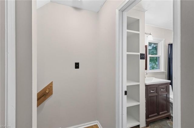 158 Saunders RD, Hampton, VA 23666