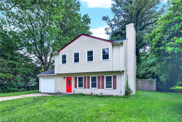 158 Saunders RD, Hampton, VA 23666