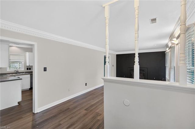 158 Saunders RD, Hampton, VA 23666