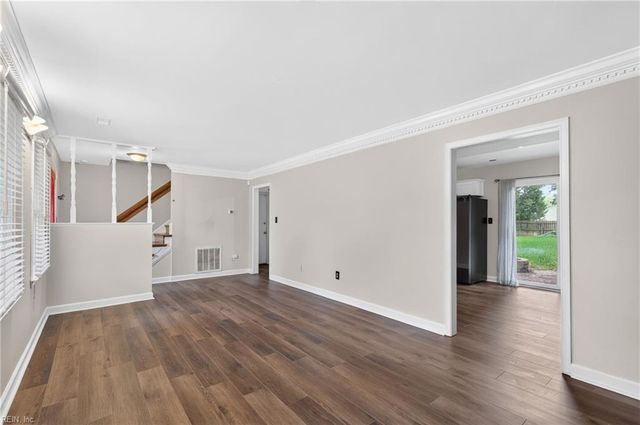 158 Saunders RD, Hampton, VA 23666