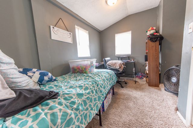 663 S Vine Street, Seymour, IN 47274