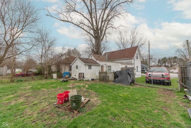 663 S Vine Street, Seymour, IN 47274