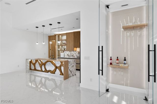 1035 Embers PKWY W, Cape Coral, FL 33993