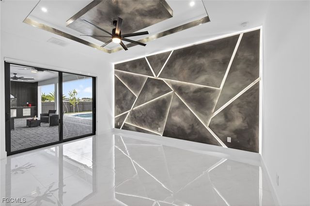 1035 Embers PKWY W, Cape Coral, FL 33993