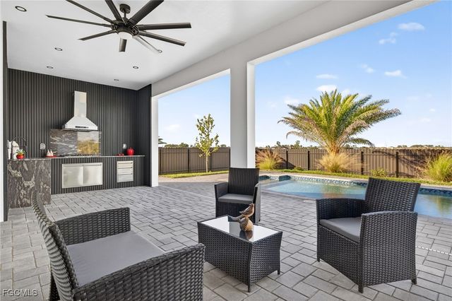 1035 Embers PKWY W, Cape Coral, FL 33993