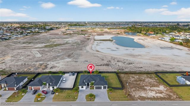 1035 Embers PKWY W, Cape Coral, FL 33993