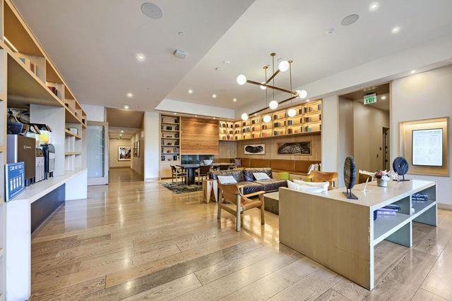 48 East Ave 1809, Austin, TX 78701