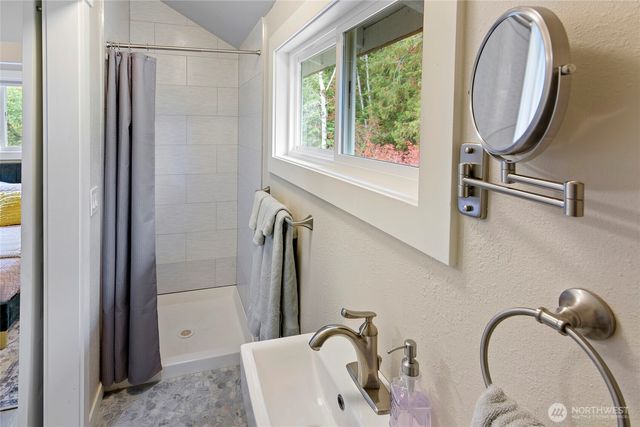 304292 Highway 101, Brinnon, WA 98320