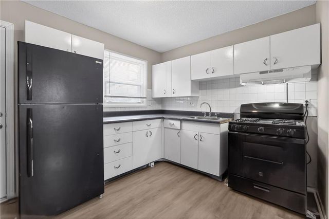 7815 E 51st Street, Kansas City, MO 64129