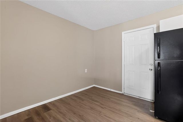 7815 E 51st Street, Kansas City, MO 64129