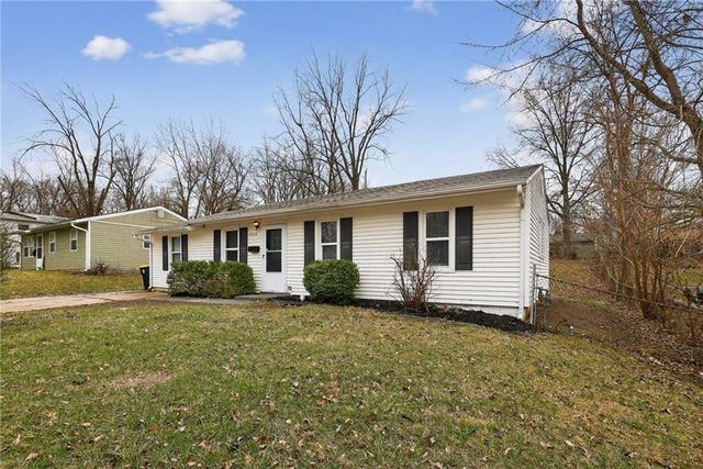 7815 E 51st Street, Kansas City, MO 64129