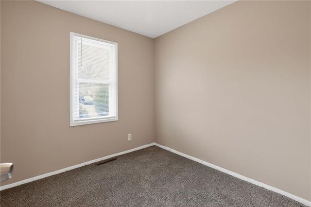 7815 E 51st Street, Kansas City, MO 64129