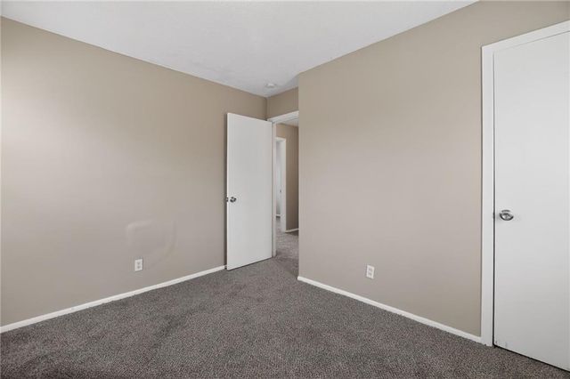 7815 E 51st Street, Kansas City, MO 64129