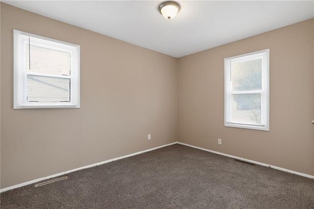 7815 E 51st Street, Kansas City, MO 64129