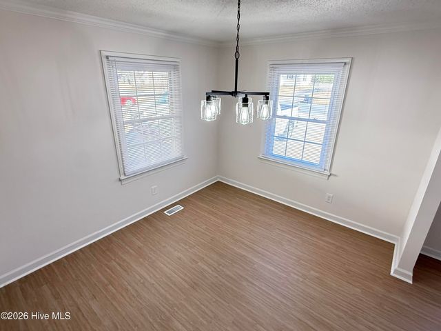 207 Avalon Lane, Greenville, NC 27858