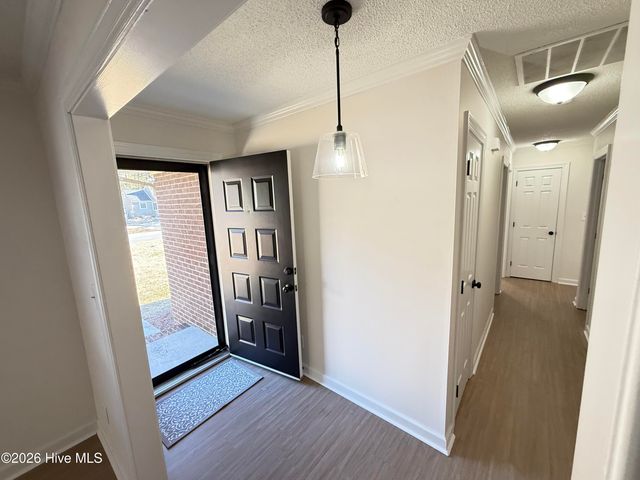 207 Avalon Lane, Greenville, NC 27858