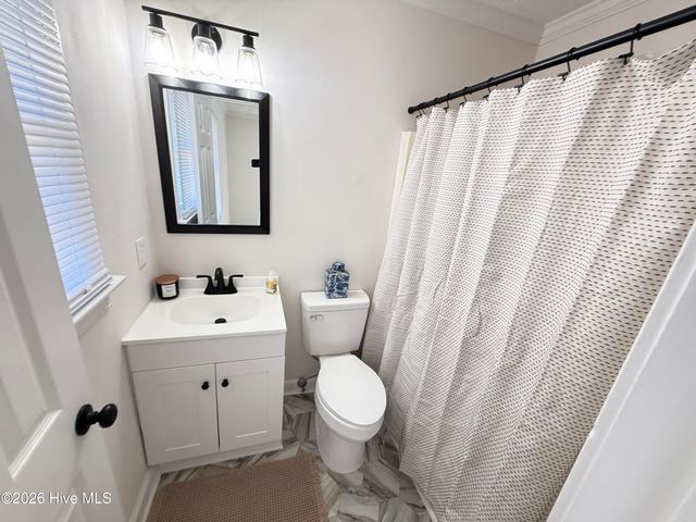 207 Avalon Lane, Greenville, NC 27858