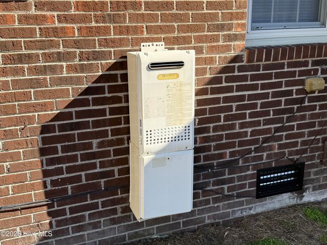 207 Avalon Lane, Greenville, NC 27858