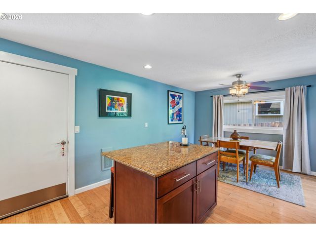 15125 Sw BARCELONA Way, Beaverton, OR 97007