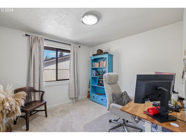 15125 Sw BARCELONA Way, Beaverton, OR 97007