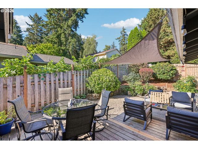 15125 Sw BARCELONA Way, Beaverton, OR 97007