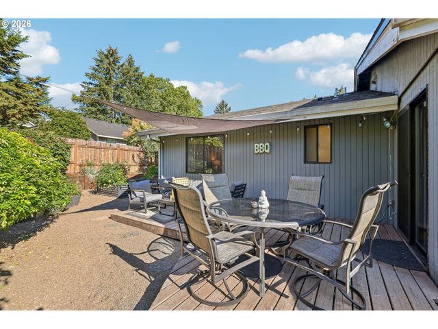 15125 Sw BARCELONA Way, Beaverton, OR 97007