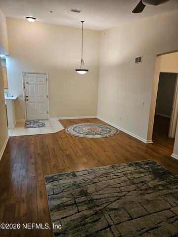 8218 GREEN PARROT Road 308, Jacksonville, FL 32256