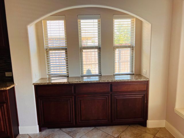 309 Western Sky Lane, Waxahachie, TX 75165