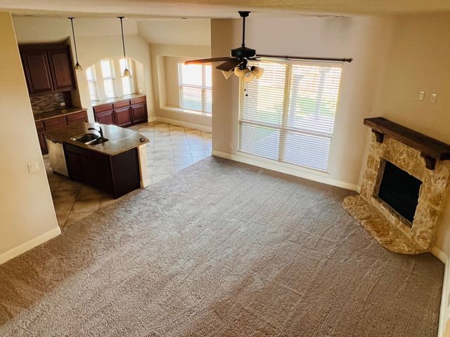 309 Western Sky Lane, Waxahachie, TX 75165