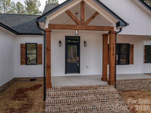 7279 Blue Jay Lane, Vale, NC 28168