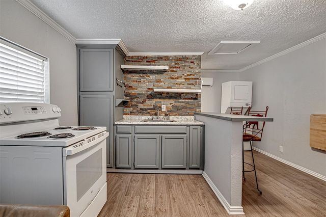 3005 College Avenue C, Fort Worth, TX 76110