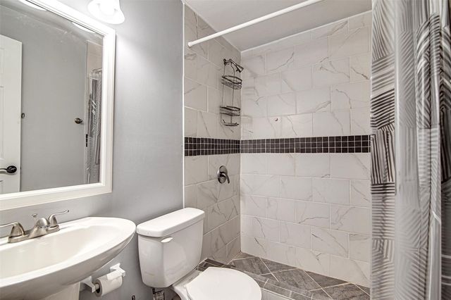 3005 College Avenue C, Fort Worth, TX 76110