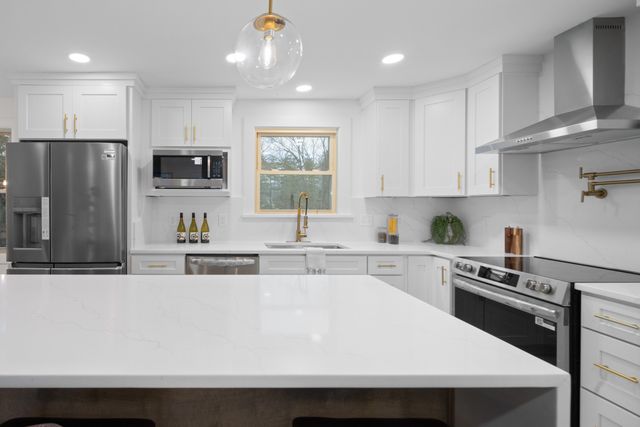 4013 Ridgemont Dr, Nashville, TN 37207