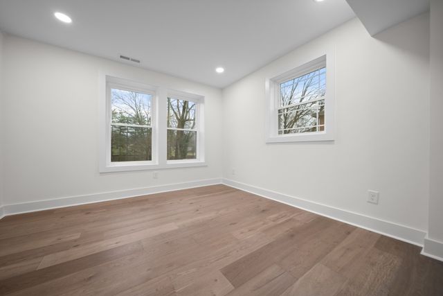 4013 Ridgemont Dr, Nashville, TN 37207