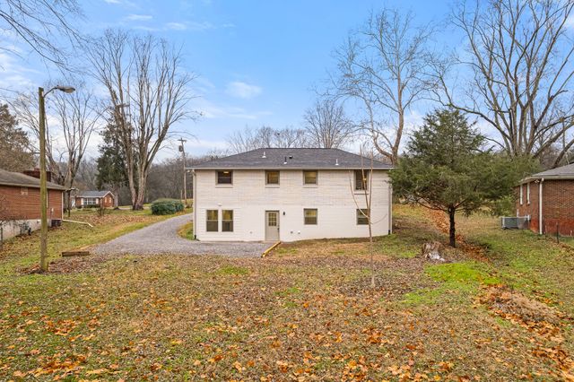 4013 Ridgemont Dr, Nashville, TN 37207