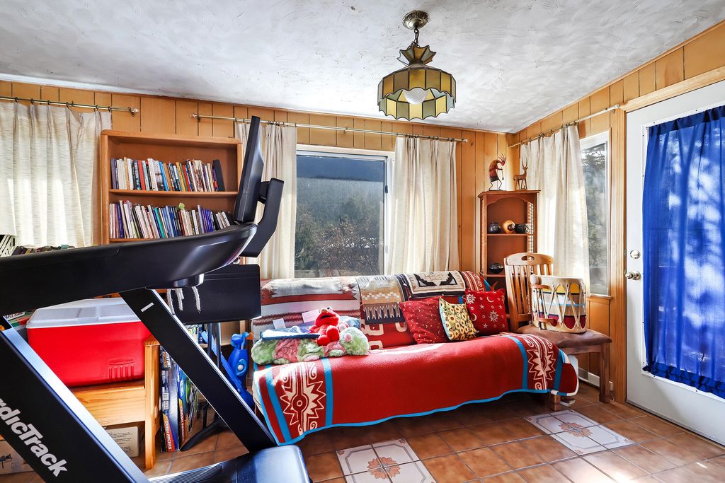 Image 12 of property listing at 87 Redondo Road, Jemez Springs, NM 87025