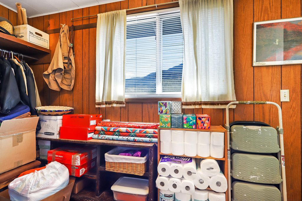 Image 21 of property listing at 87 Redondo Road, Jemez Springs, NM 87025