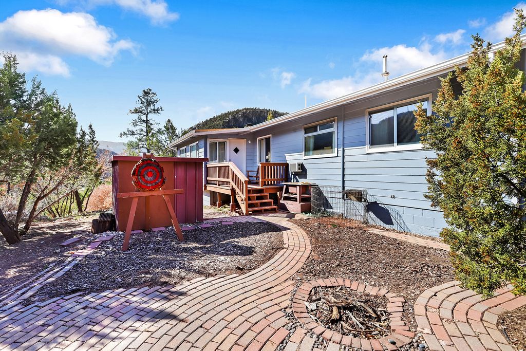 Image 25 of property listing at 87 Redondo Road, Jemez Springs, NM 87025