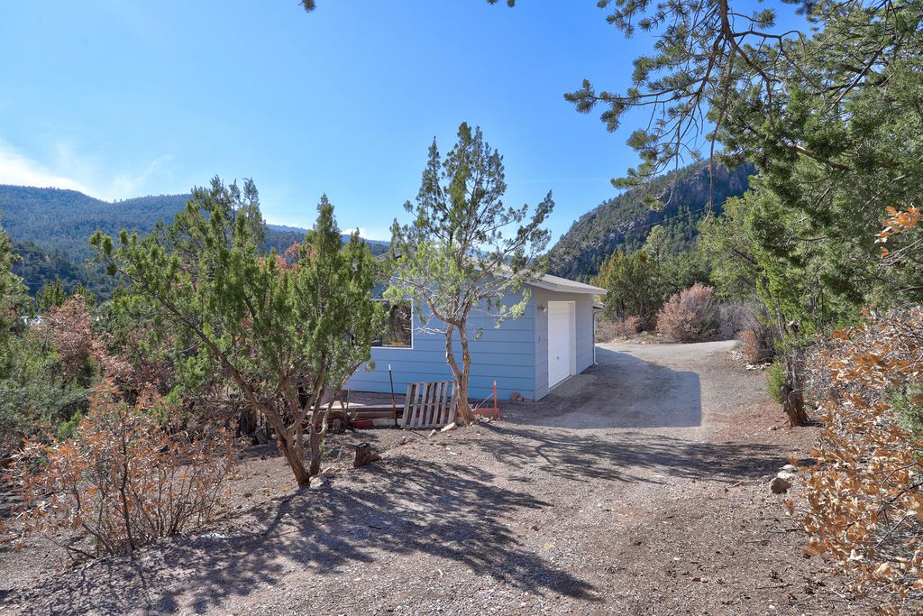 Image 33 of property listing at 87 Redondo Road, Jemez Springs, NM 87025