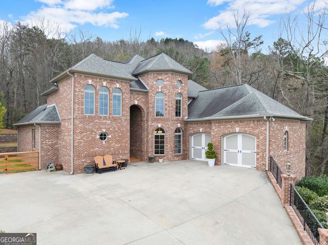 777 Oak Pointe Drive, Cleveland, GA 30528
