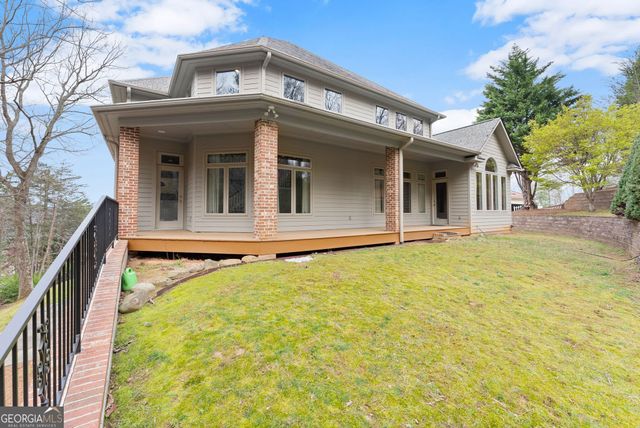 777 Oak Pointe Drive, Cleveland, GA 30528