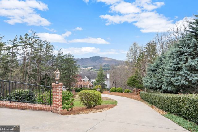 777 Oak Pointe Drive, Cleveland, GA 30528