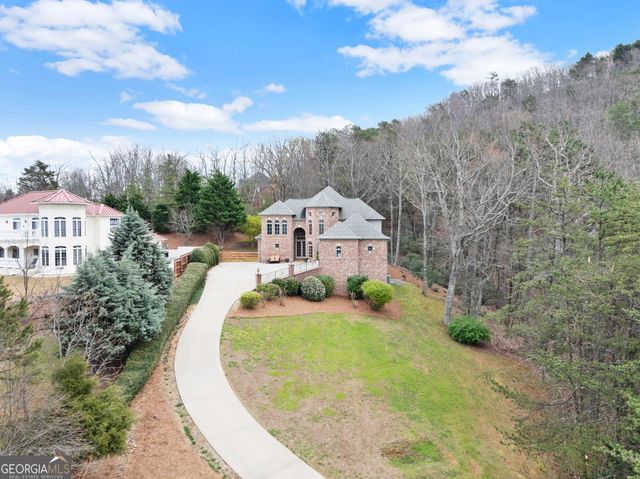 777 Oak Pointe Drive, Cleveland, GA 30528