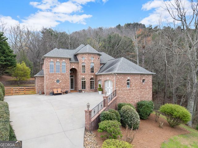 777 Oak Pointe Drive, Cleveland, GA 30528